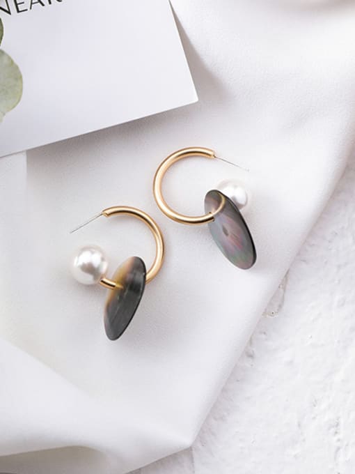 Girlhood Alloy With Gold Plated Simplistic Round Shell Drop Earrings 1