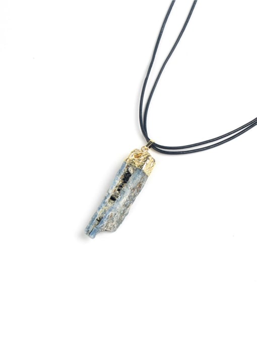 handmade Irregular Crystal Pendant Western Necklace 2