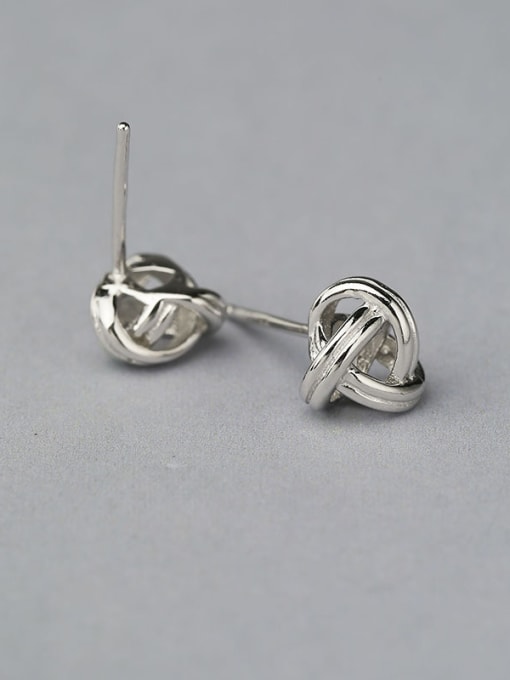 One Silver Women 925 Silver Geometric Shaped stud Earring 3