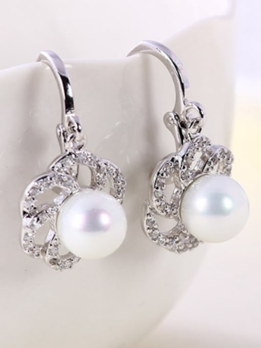 XP Artificial Pearl Flowery Rhinestones Earrings 2