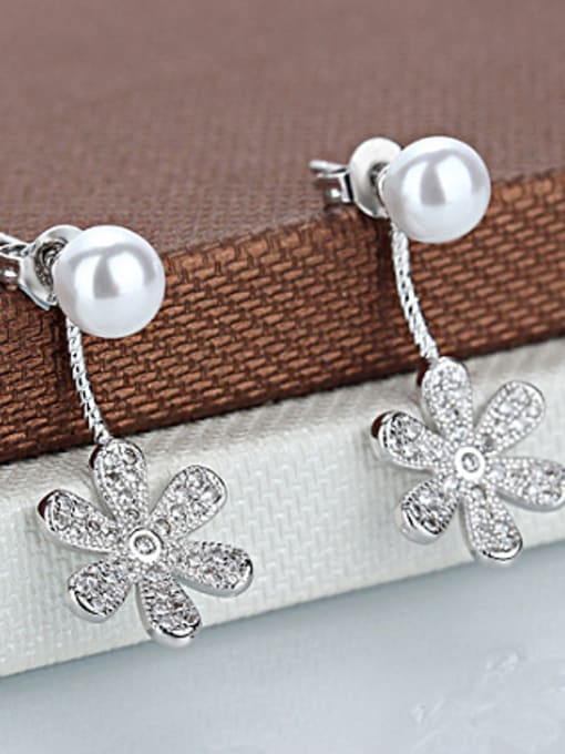 AI Fei Er Fashion Imitation Pearl Cubic Zirconias Flower Stud Earring 2