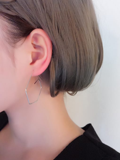 Peng Yuan Personalized Geometrical Silver Women Earrings 1