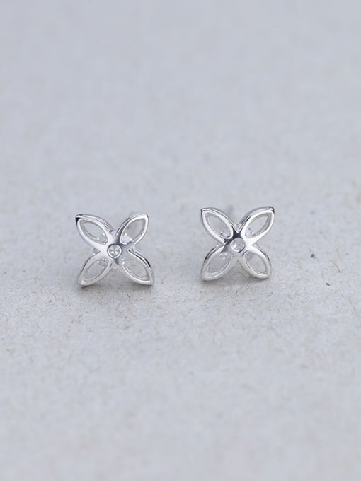 One Silver 925 Silver Flower Zircon stud Earring 0