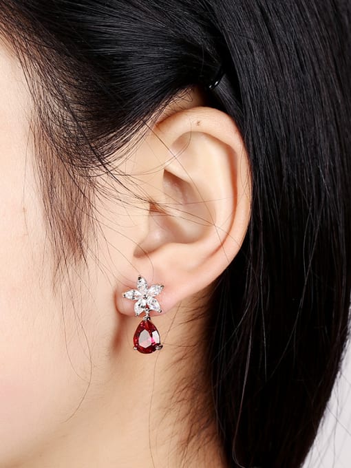 Qing Xing Quality Of Zircon Flower Fashion stud Earring 1