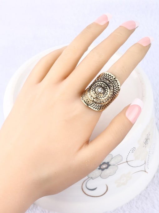 Gujin Personalized Retro style White Crystal Alloy Ring 1