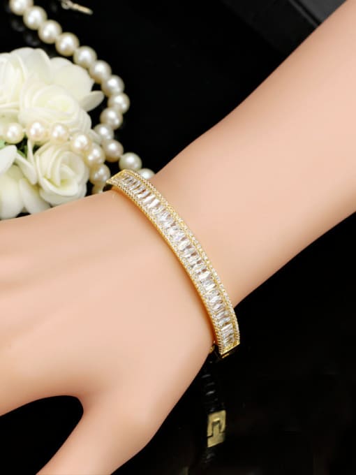 L.WIN Gold Plated Western New Design Zircons Fashion Bangle 1