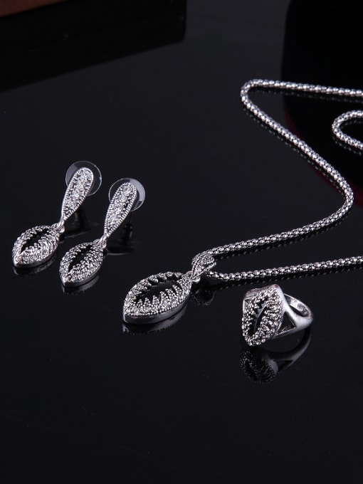 BESTIE 2018 2018 2018 2018 Alloy Antique Silver Plated Vintage style Artificial Stones Oval-shaped Three Pieces Jewelry Set 1
