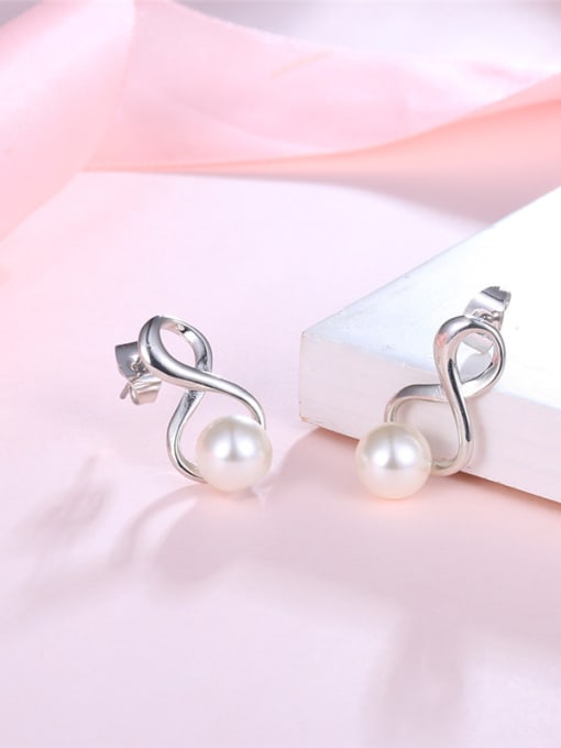 Ronaldo Women Temperament Geometric Shaped Artificial Pearl Earrings 2