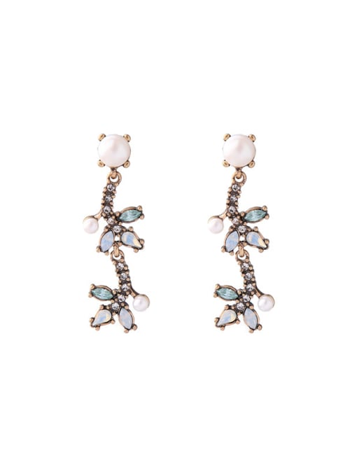 KM Retro Style Simple Artificial Pearls Stud Earrings