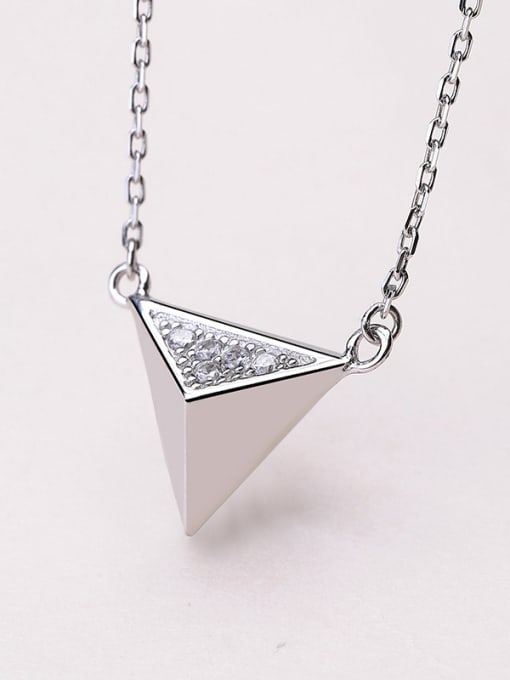 White 2018 Triangle Shaped Necklace
