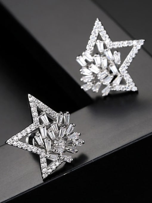White Zirconium Platinum AAA zircon triangular star element Earrings