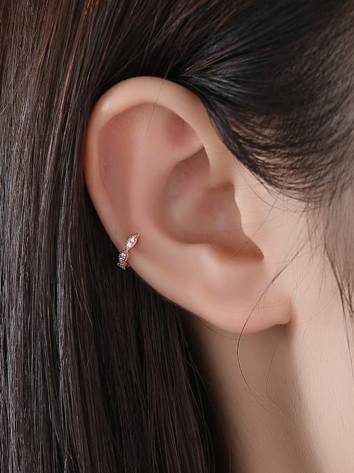 BLING SU Copper With Cubic Zirconia Delicate Irregular Unilateral ear bone clip Stud Earrings 1
