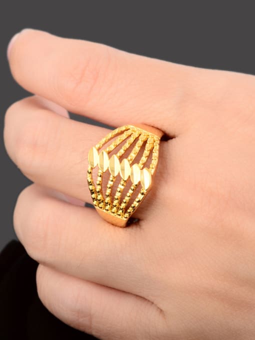 Yi Heng Da Exquisite 24K Gold Plated Hollow Geometric Shaped Ring 2