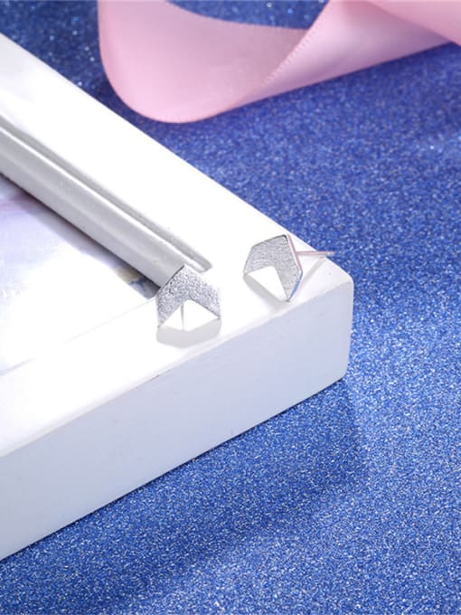 Silvery Fresh 925 Silver Arrow Shaped Stud Earrings