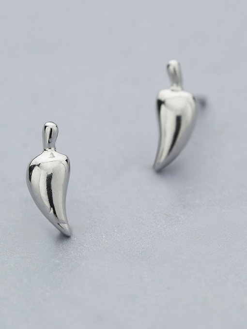 One Silver 925 Silver Capsaicin Shaped stud Earring 0