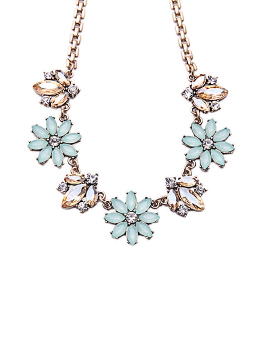 KM Sweet Flowers Rhinestones Alloy Necklace 2