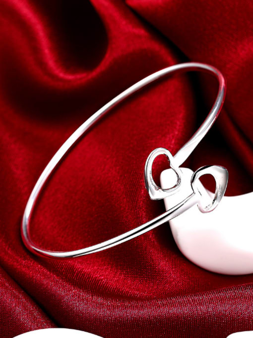 OUXI Simple Hollow Heart shapes Opening Bangle 2