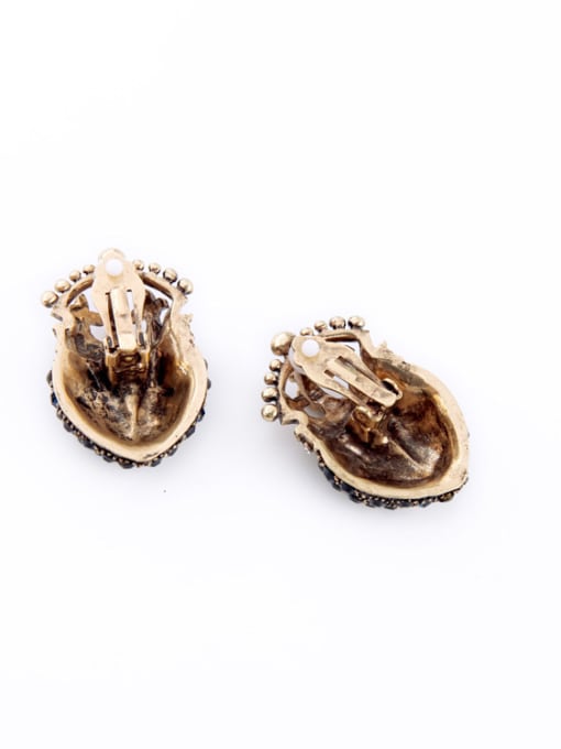 KM Insect Shaped stud Earring 2