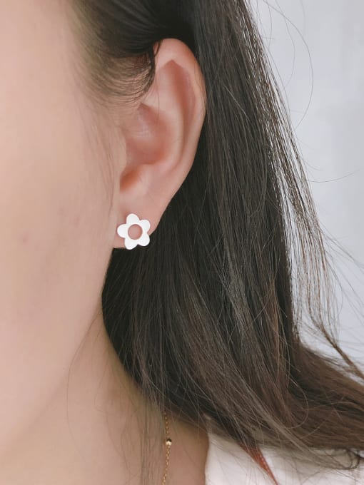 Boomer Cat 925 Sterling Silver With Platinum Plated Simplistic Hollow Flower Stud Earrings 1