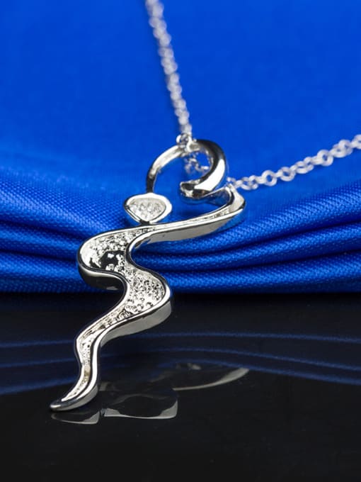 Platinum Women Personality Snack Shaped Necklace