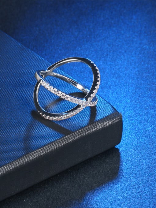 Platinum Elegant Cross Shaped Zircon Women Ring