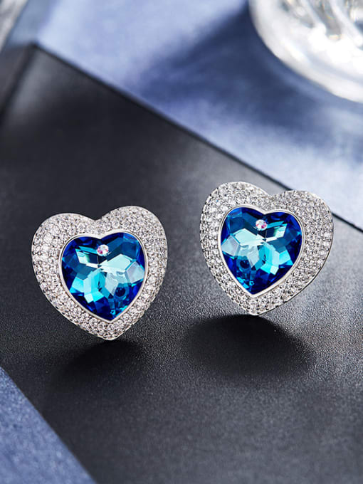 blue austrian Crystals Heart-shaped stud Earring