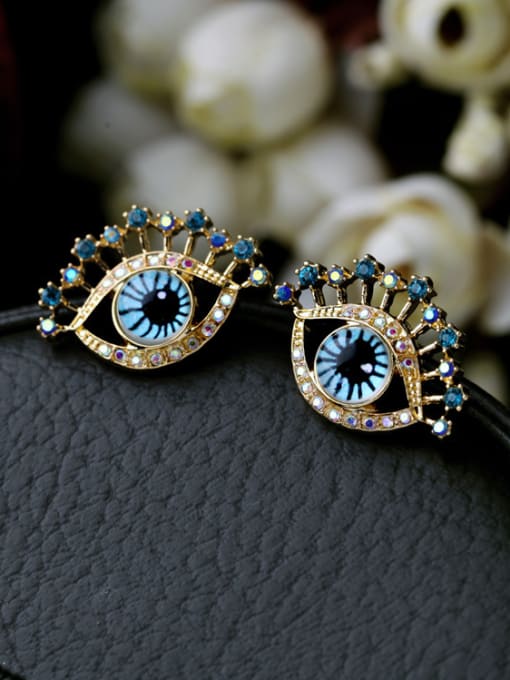 KM Alloy Eyes Shaped Artificial Gemstones stud Earring 2