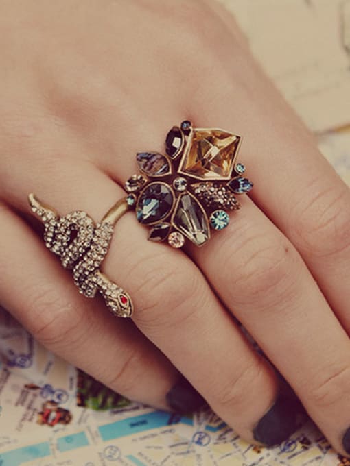 KM Fashion Colorful Stones Alloy Statement Ring 2
