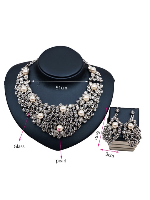 Lan Fu Exaggerated Pearl Glass Two Pieces Jewelry Set 3