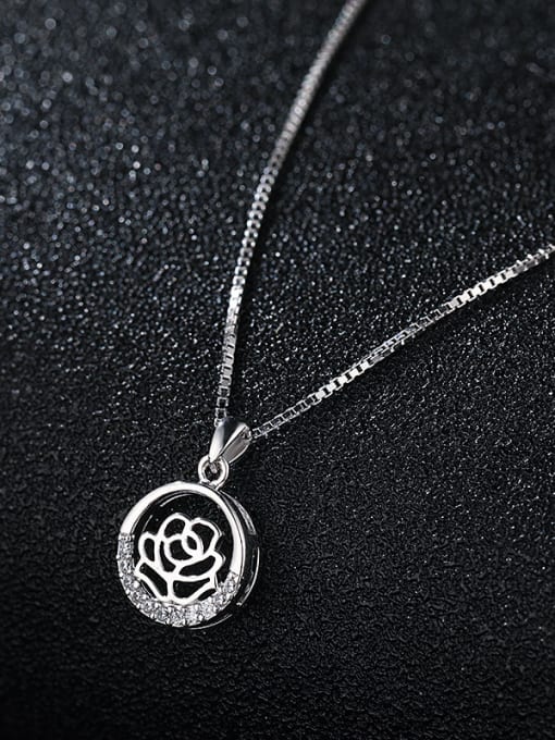 UNIENO 925 Sterling Silver With Platinum Plated Simplistic Hollow  Round  Flower Necklaces 1