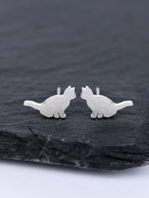 Peng Yuan Tiny Sitting Cat Stud Earrings 0