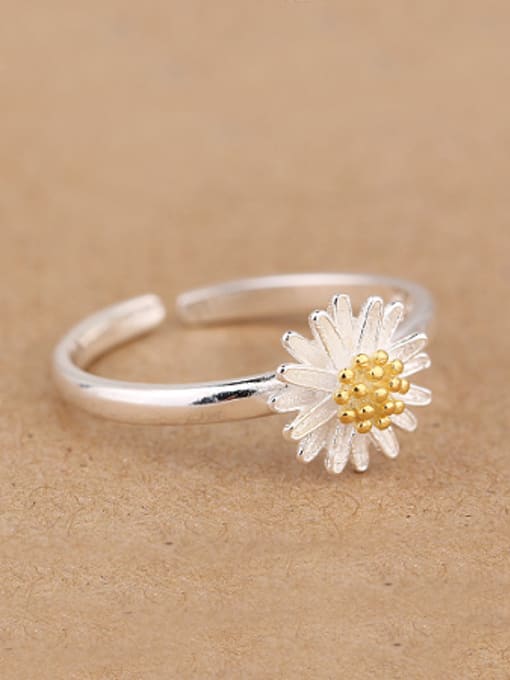 Peng Yuan Fashion Daisy Flower Opening Midi Ring 0