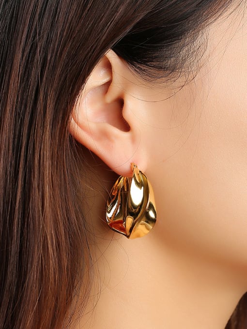 CONG Stainless Steel With Gold Plated Simplistic Round Clip On Earrings 1