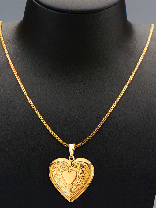 Days Lone Retro Heart-shaped Box Necklace 1