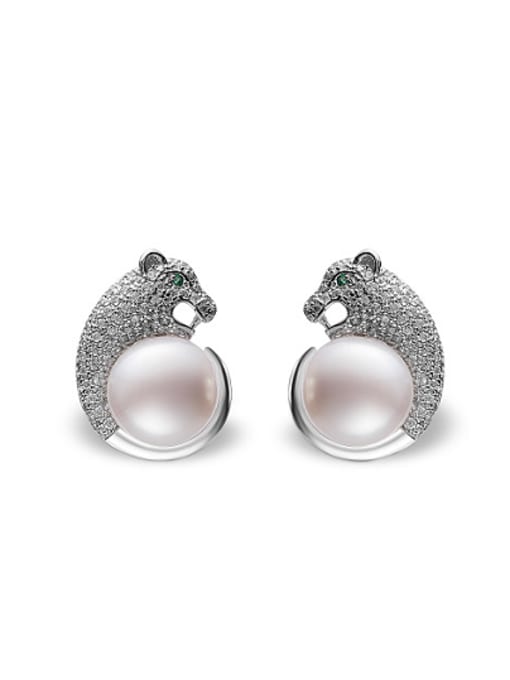 EVITA PERONI Fashion Freshwater Pearl Cheetah stud Earring