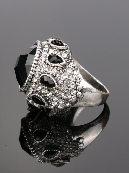 Gujin Punk style Exaggerated Black Resin Stones Crystals Alloy Ring 3