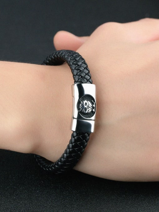 Open Sky Fashion Owl-etched Titanium Artificial Leather Bracelet 1