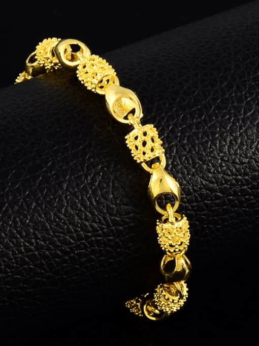 Yi Heng Da Adjustable 24K Gold Plated Locket Shaped Bracelet 2