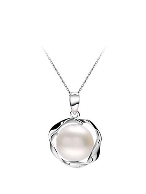 EVITA PERONI 2018 Freshwater Pearl Hollow Flower Necklace 0