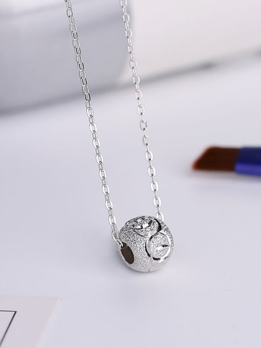 One Silver 2018 Round Shaped Pendant 3