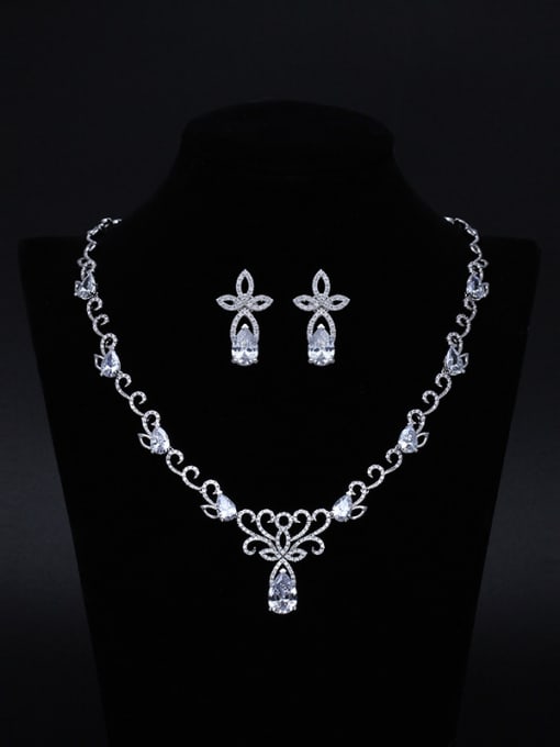 Luxu Earring Necklace Shining Zircons White Gold Plated Set 0