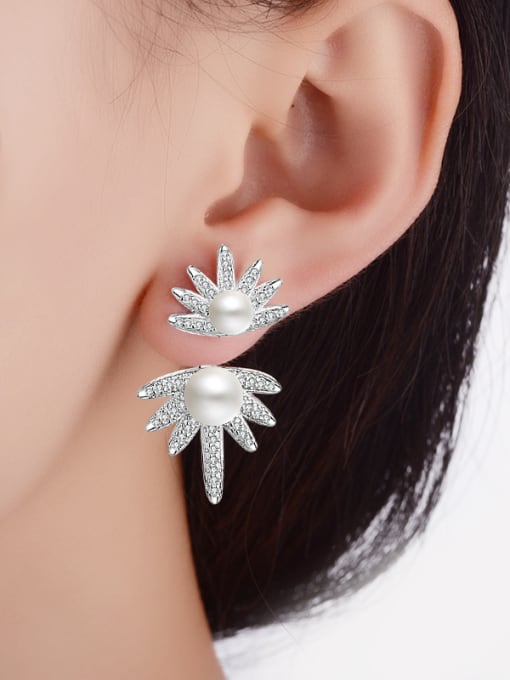 AI Fei Er Fashion Imitation Pearl Shiny Zirconias Flower Stud Earrings 1