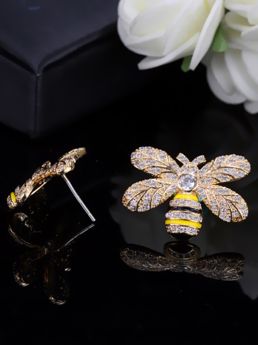 L.WIN Lovely Little Bee Micro Pave Zircons Stud Earrings 3