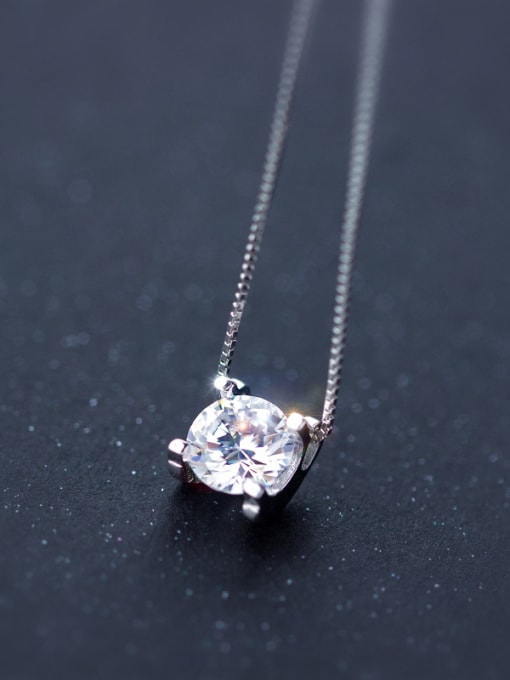 Rosh Elegant Round Shaped Shining Zircon S925 Silver Necklace 1