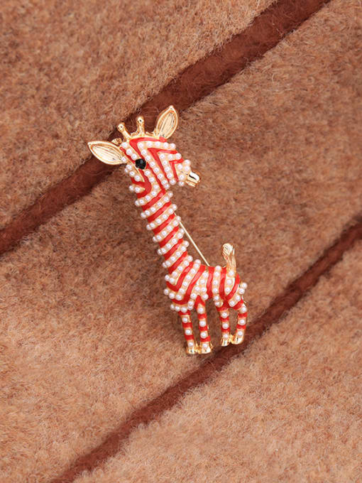 KM Fashion Cute Deer Artificial Pearls Brooch 2