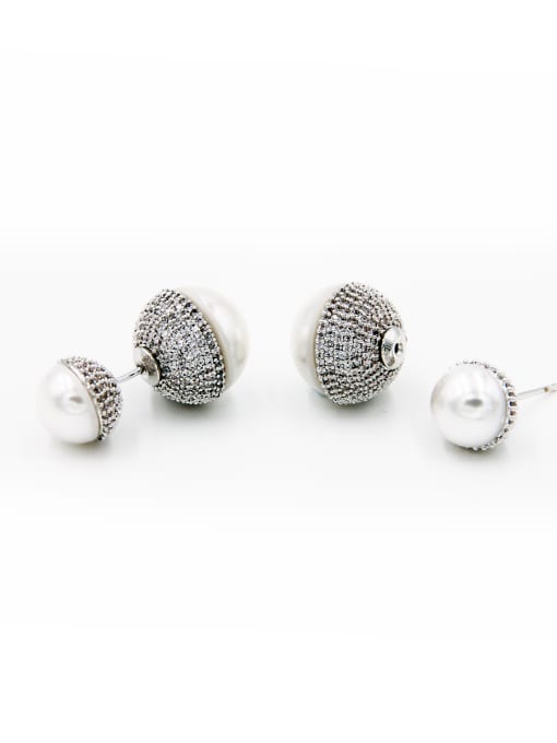 LB RAIDER White Round Studs stud Earring with Copper Zircon 0