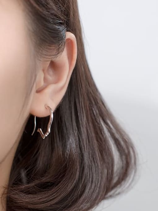 Rosh 925 sterling silver irregular minimalist stud earring 3