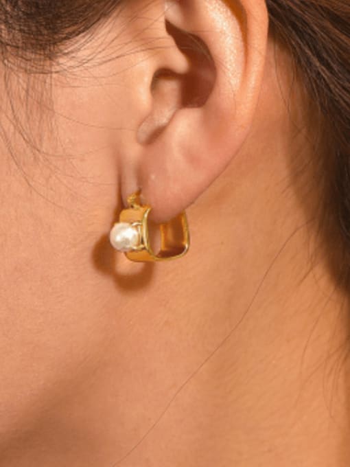 CHARME Brass Imitation Pearl Geometric Minimalist Huggie Earring 1