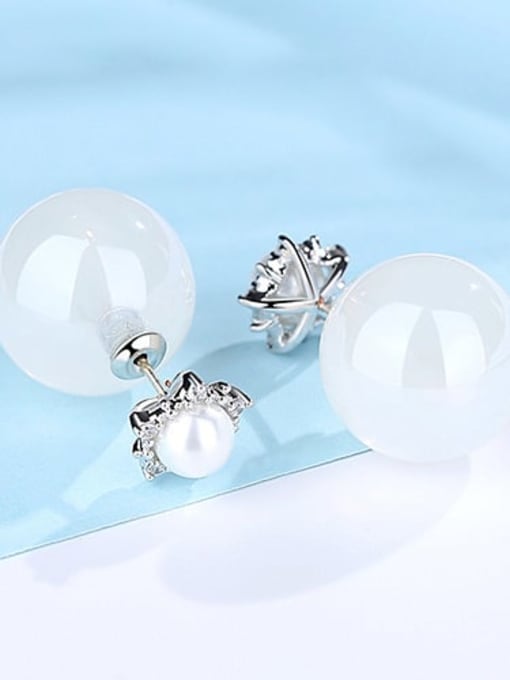 White Platinum t04c16 Copper Cubic Zirconia Ball Minimalist Stud Earring