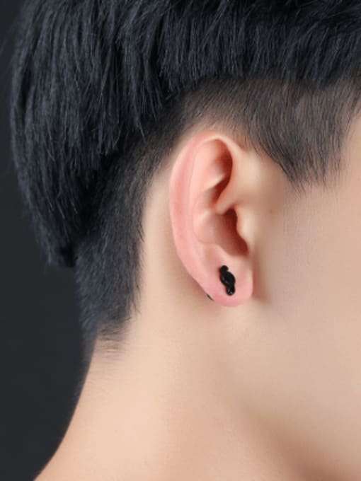 Open Sky Titanium Geometric Minimalist Stud Earring 2